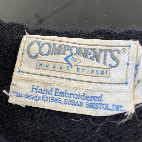 Susan Bristol‎ Angora Lambswool Sweater Hand Embroidered Stawberry Puff Sleeves - Picture 8 of 16